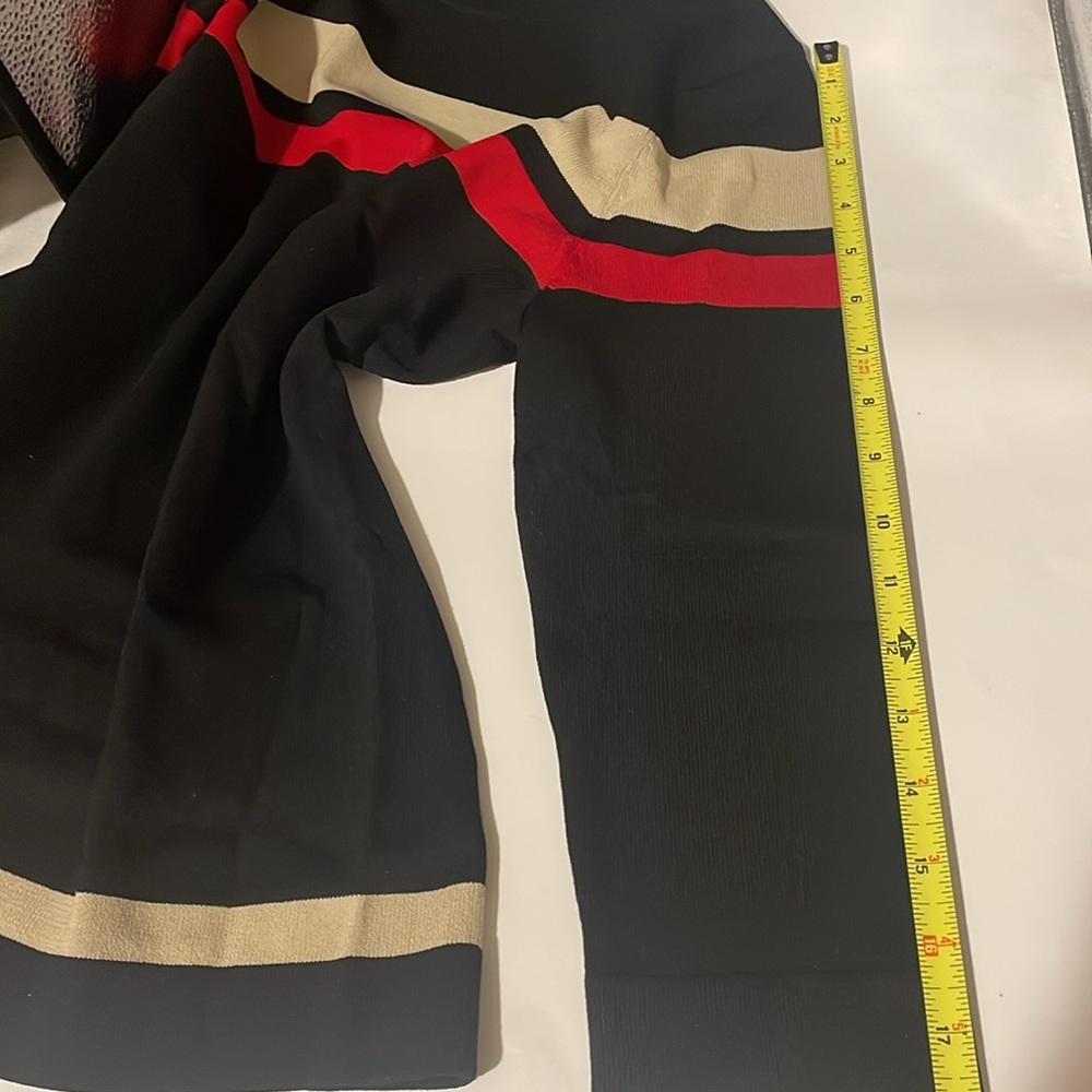 Jones New York Women's Black Top with Red and Cream Stripes 000631 - Picture 9 of 11